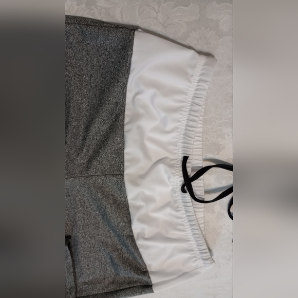 Bundle- Summer Casual Pants Medium - Picture 5 of 14